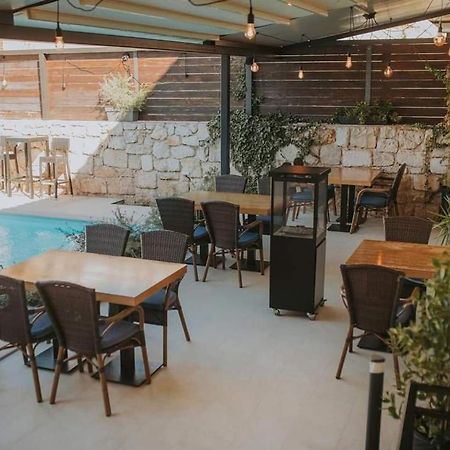 Hostel Scala Šibenik Buitenkant foto
