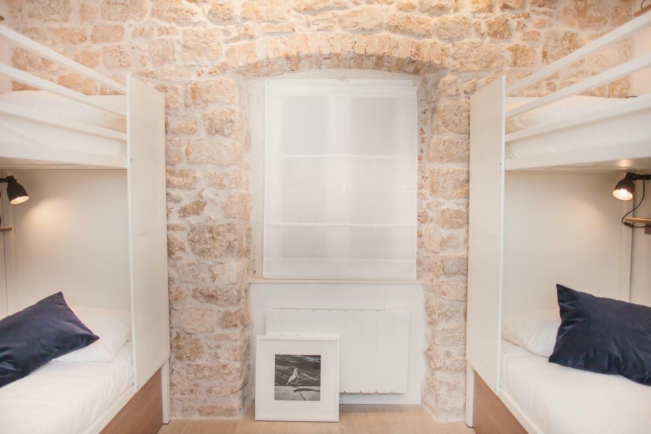Hostel Scala Šibenik Buitenkant foto