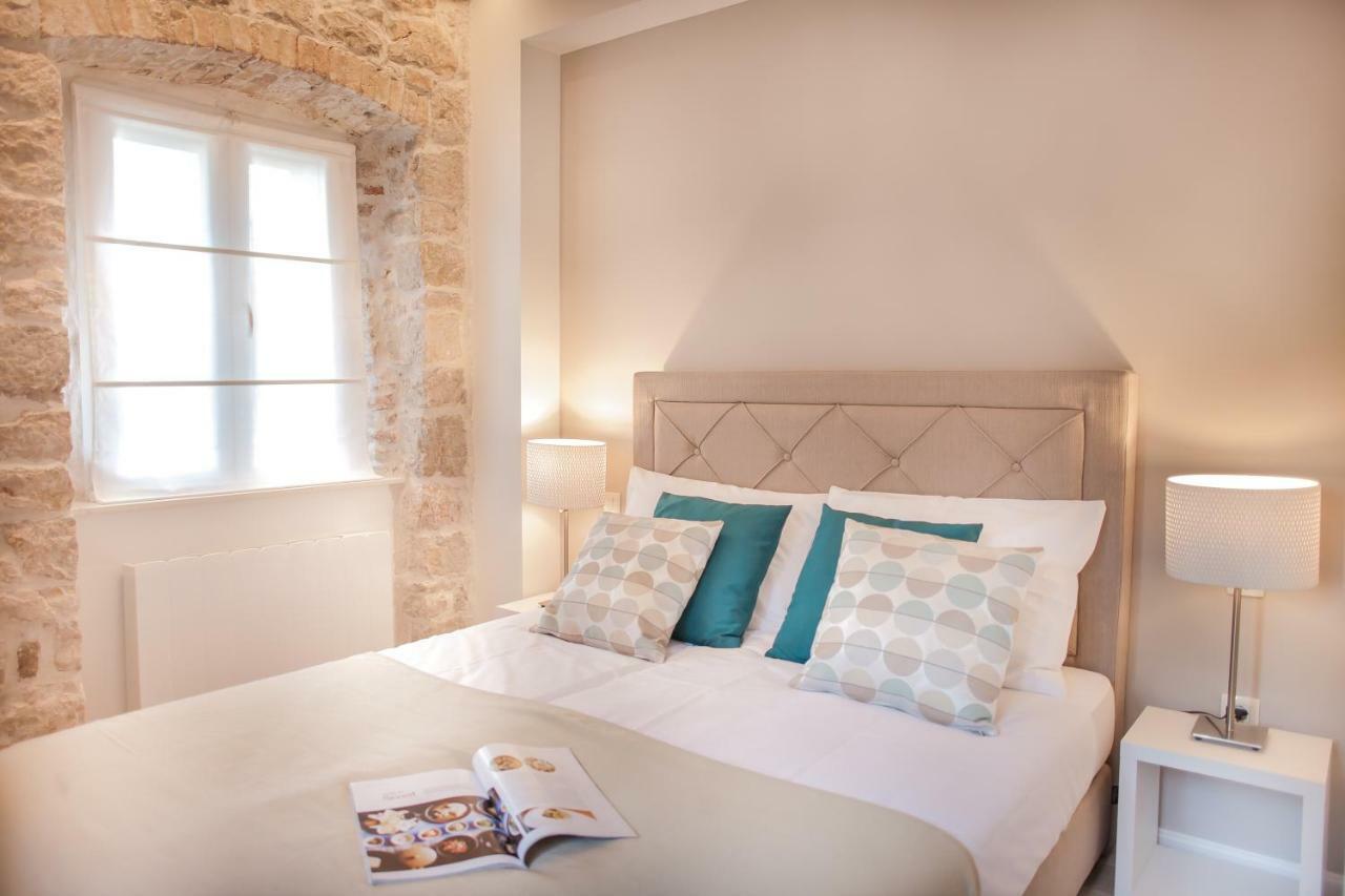 Hostel Scala Šibenik Buitenkant foto