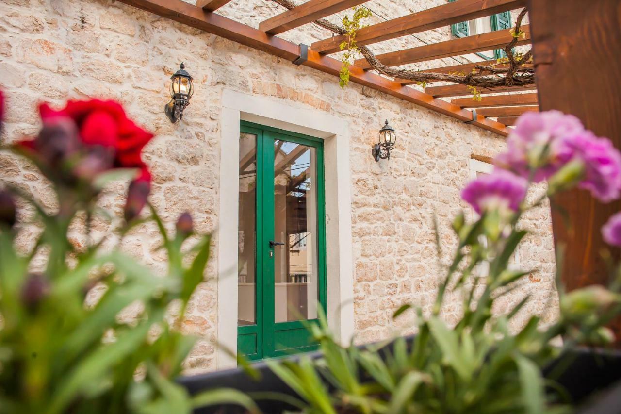 Hostel Scala Šibenik Buitenkant foto